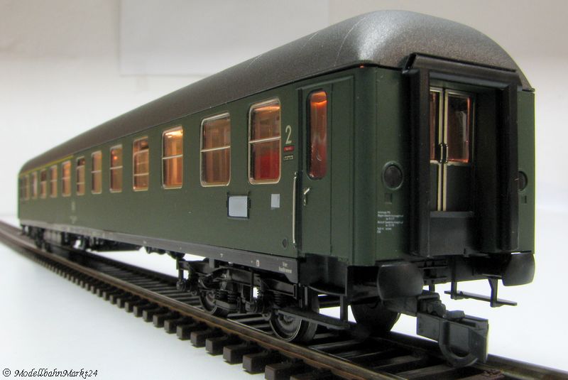 ADE DB Schnellzugwagen 1./2. Klasse beleuchtet KK Epoche IV