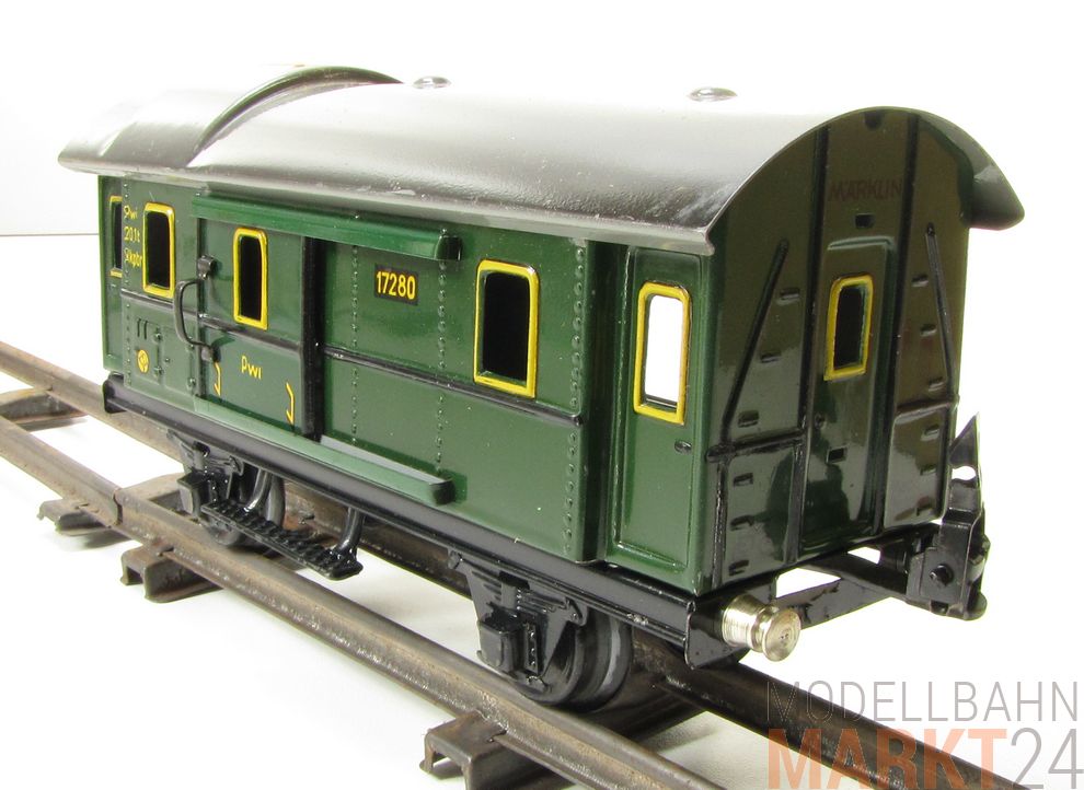 MÄRKLIN 1728 Gepäckwagen Packwagen zweiachsig in dunkel grün für Spur 0