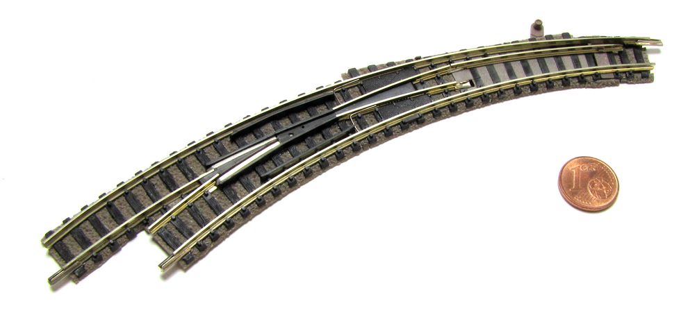 FLEISCHMANN 9174 Bogenweiche links 45° R1/R2 Bettungsgleis Spur N - NEU